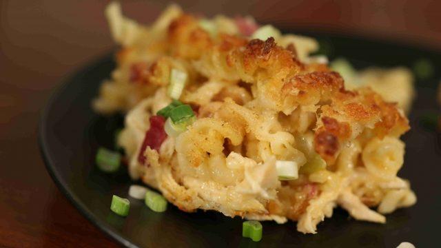 Tavuklu Fırın Makarna