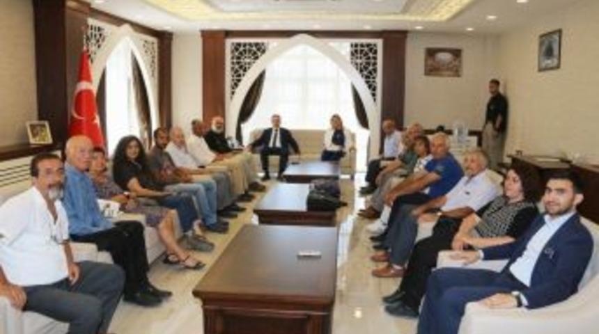 &Ccedil;evre Platformu &Uuml;yelerinden Vali Toprak&rsquo;a Ziyaret