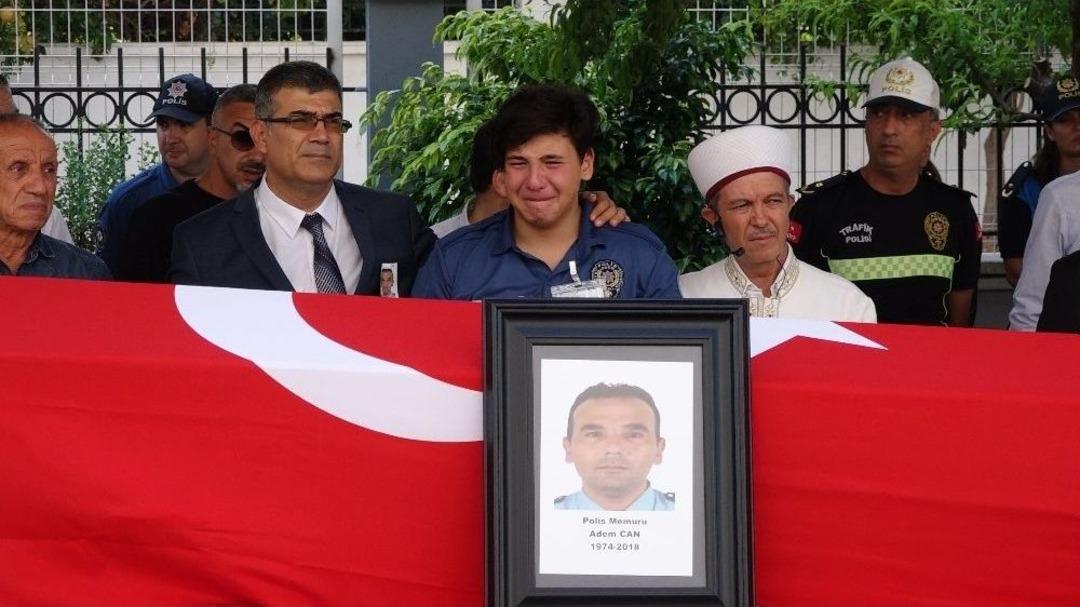 G&ouml;rev Başında Kalp Krizi Ge&ccedil;iren Polis, Son Yolculuğuna Uğurlandı