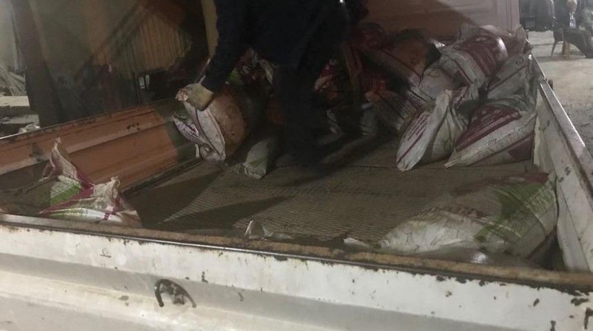 &Ccedil;alıştığı Bah&ccedil;eden 9 Ton G&uuml;breyi Başkasına Sattı