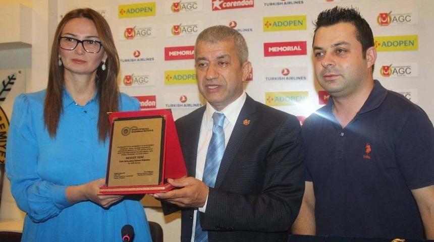 Azerbaycan Milletvekilinden Antalya Gazeteciler Cemiyeti’ne Ziyaret