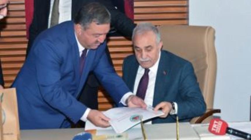 Baştuğ, Fakıbaba&rsquo;ya Sorunları İletti