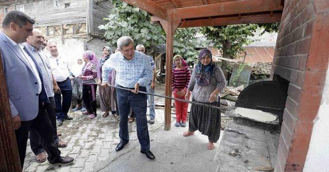 Başkan Karaosmanoğlu’ndan Köy Ziyareti