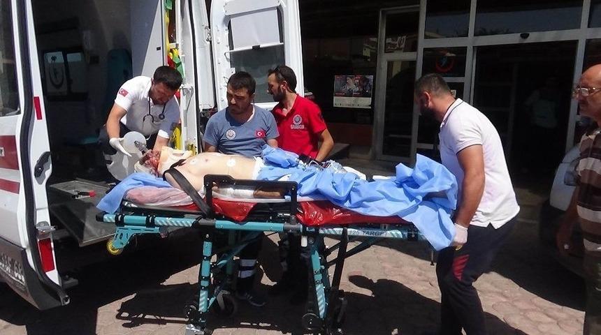 Azez&rsquo;de Bomba Y&uuml;kl&uuml; Ara&ccedil;la Saldırı: 3 &Ouml;l&uuml;, 18 Yaralı