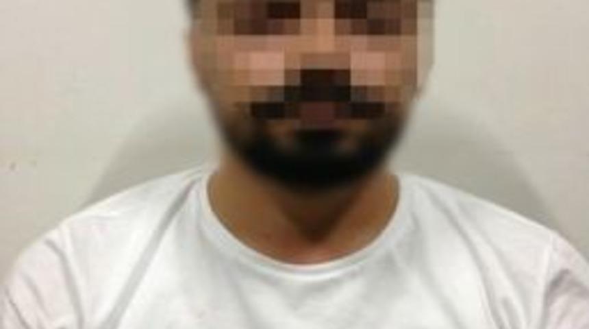 Aranan Fetö Üyesi Sahte Kimlikte Paylaşım Yaparken Yakalandı