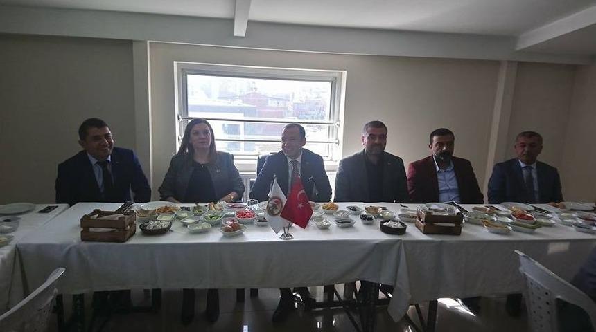 Mhp İstanbul Milletvekili Arzu Erdem: