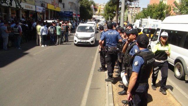 Polis, Kayıp Yakınlarının Eylemine İzin Vermedi