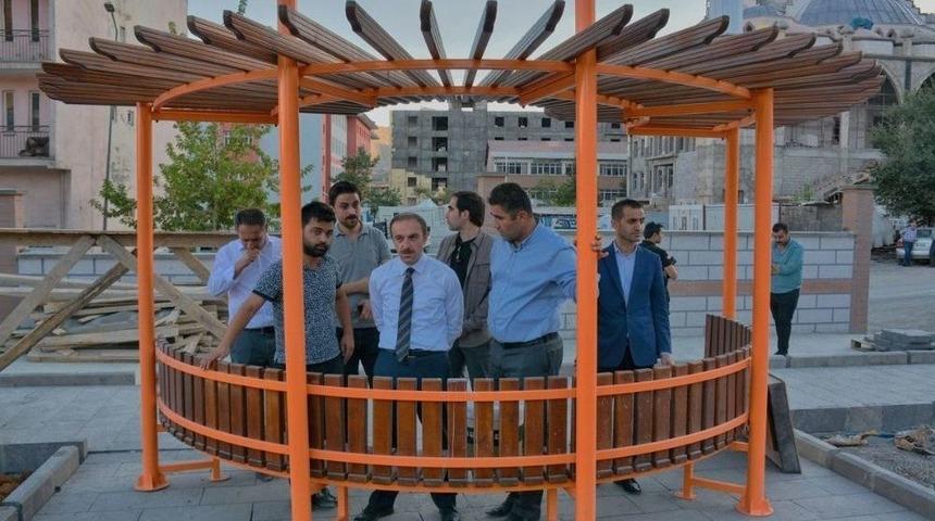 Hakkari’nin Kent Parkı Yükseliyor!