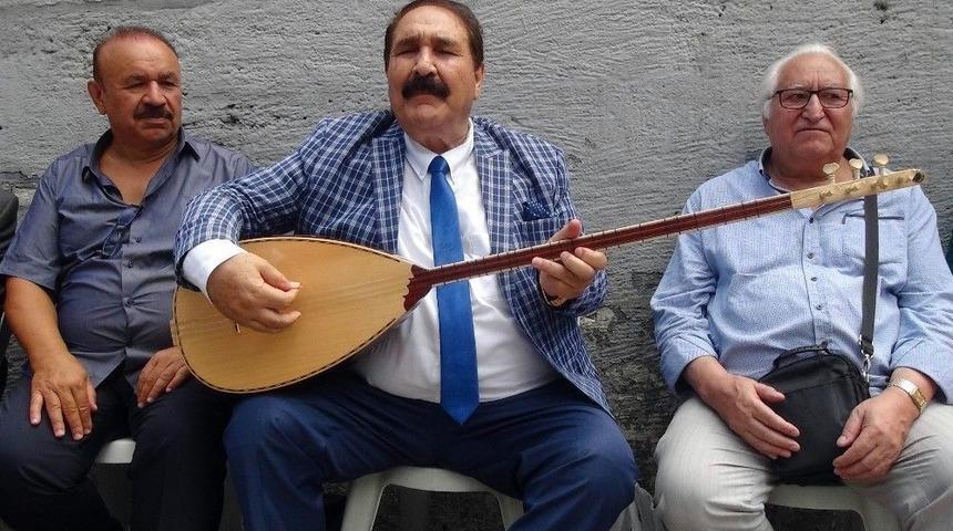 Beyoğlu’nda Halk Ozanları Abd’yi Ve Doları Protesto Etti