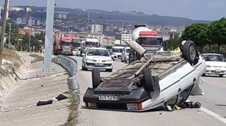 Otomobil Takla Attı: 5 Yaralı