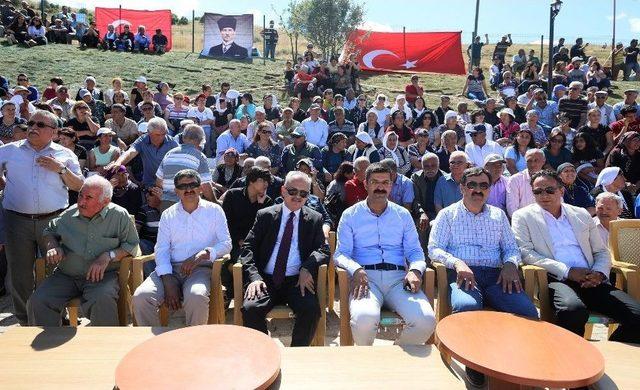 Mersin Büyükşehir Belediyesi’nden Sivas’a Aşık Veysel Parkı