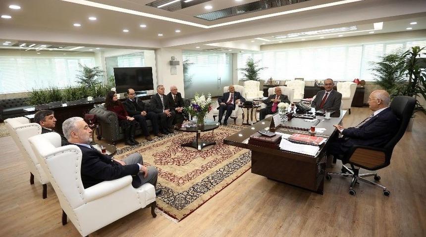 Başkan Yaşar, Hemşehrilerini Ağırladı