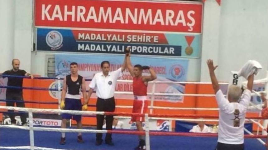 İskenderun Belediyesporlu Boks&ouml;r T&uuml;rkiye İkincisi Oldu