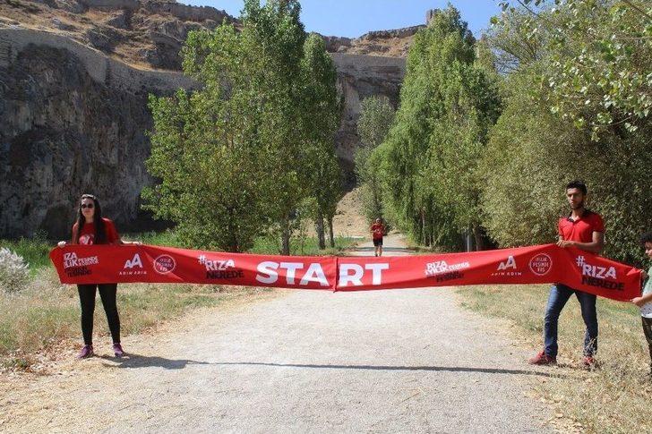 ‘iyilik Elçisi’ Van’dan İzmir’e Koşacak G2