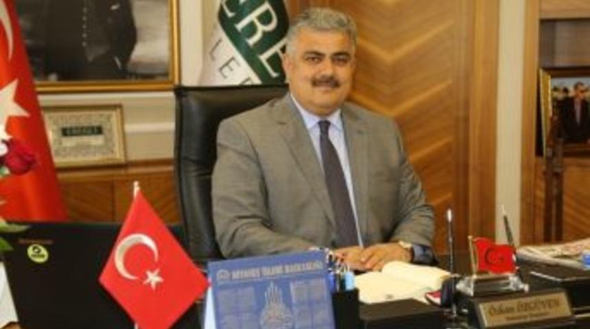 Başkan &Ouml;zg&uuml;ven: "ak Parti &Uuml;lkemizin Lokomotifidir"