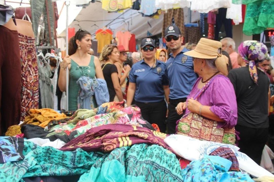 Ayvalık&rsquo;ta Polisten Perşembe Pazarı İle Kurban Pazarı&rsquo;nda Sıkı G&uuml;venlik &Ouml;nlemleri