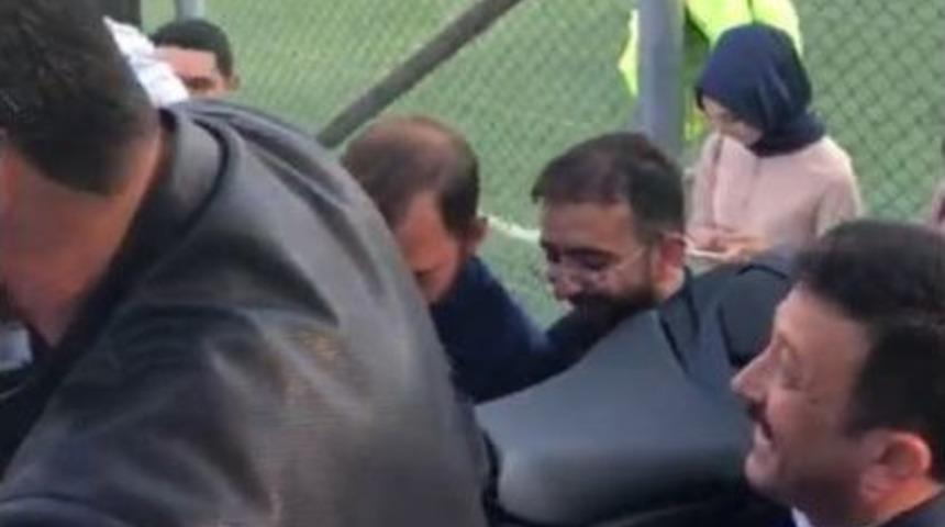 Sofuoğlu’nun Motosikletini 10 Kişi Zor Taşıdı, Renkli Görüntüler Ortaya Çıktı