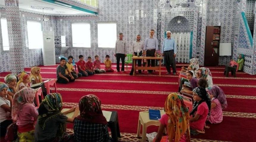 Yaz Kuran Kurslarında Rehberlik Ve Denetim Faaliyetleri S&uuml;r&uuml;yor