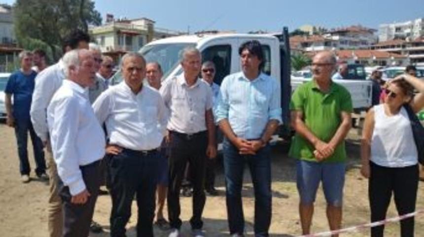 Başkan Kocaoğlu Foça’da İncelemelerde Bulundu