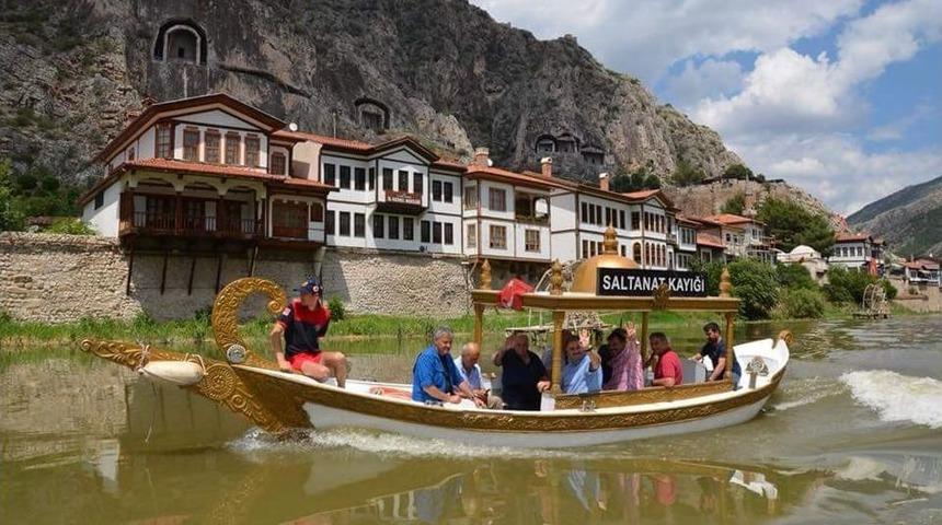 Yeşilırmak&rsquo;ta &lsquo;saltanat&rsquo; Keyfi