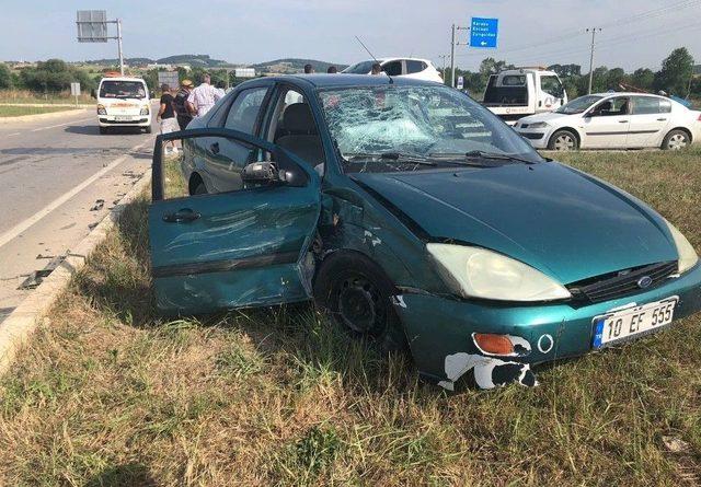 Sakarya’da Trafik Kazası: 2 Yaralı