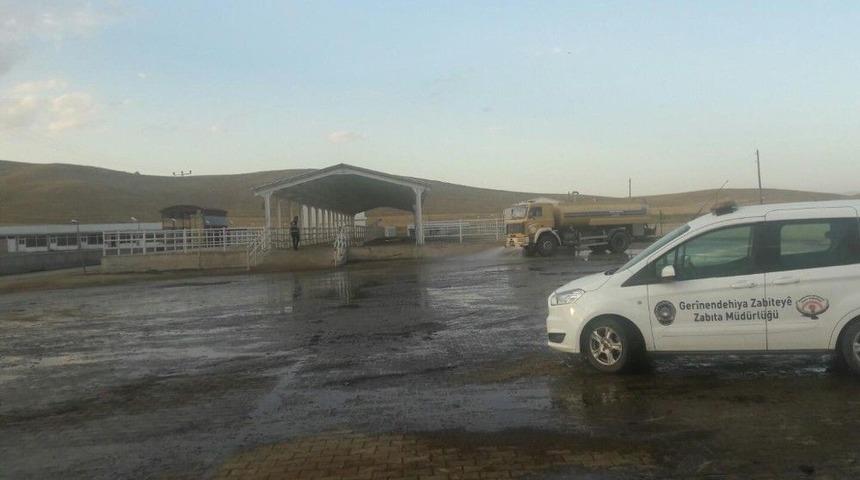 &Ouml;zalp Belediyesinden Bayram Temizliği