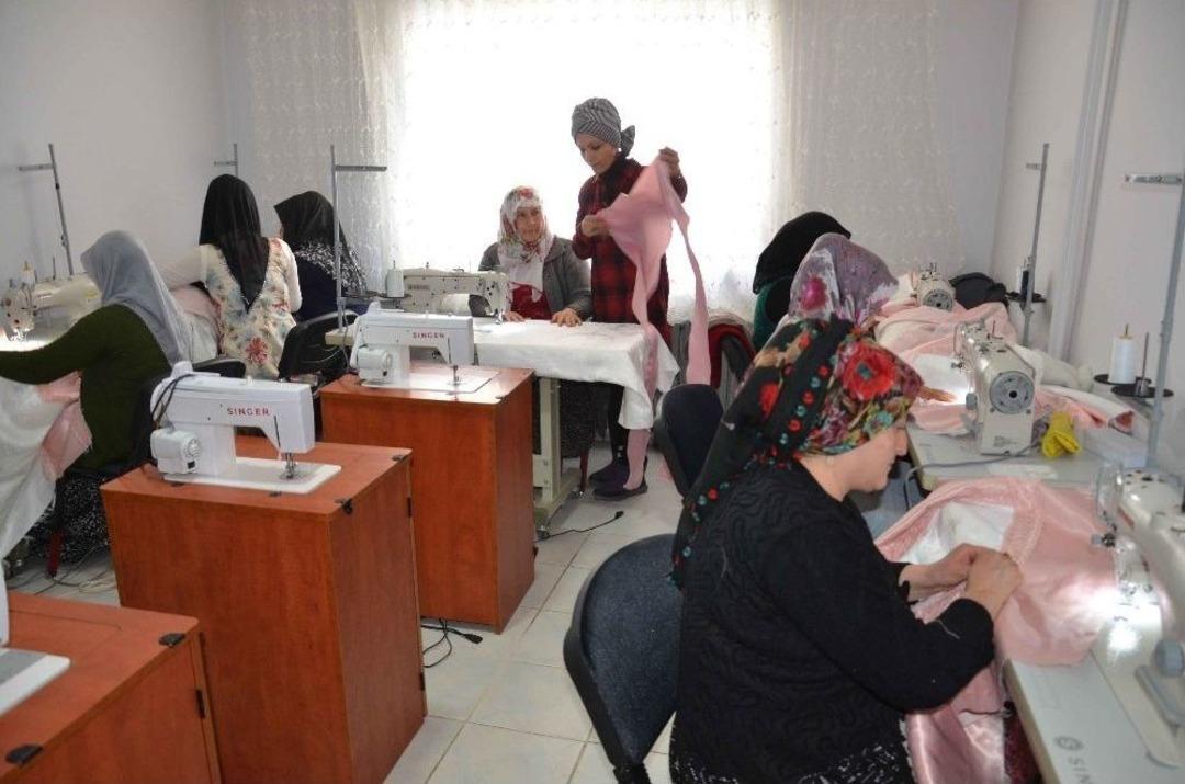 Adem Kurslarına Kadınlardan Yoğun İlgi