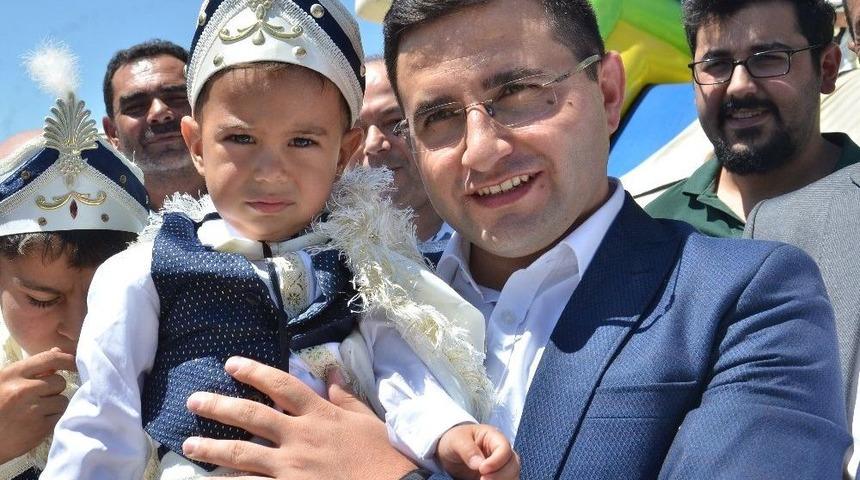 Nurhak&rsquo;ta 110 &Ccedil;ocuk İ&ccedil;in Toplu S&uuml;nnet Ş&ouml;leni D&uuml;zenlendi