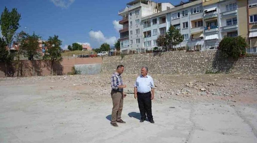 Kaymakam &Ccedil;alık, Anadolu Lisesi İnşaat Alanını İnceledi
