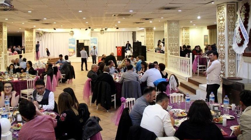 Eczacı Teknisyenleri Stres Attı