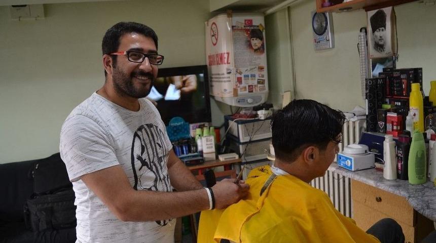 Kuaf&ouml;rler Ve Toptancılar Kozmetik &Uuml;r&uuml;nlerindeki Artıştan Şikayet&ccedil;i