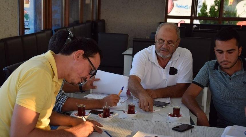 Lapseki Dayanışma Ve G&uuml;zelleştirme Derneği Olağan Genel Kurulunu Yaptı