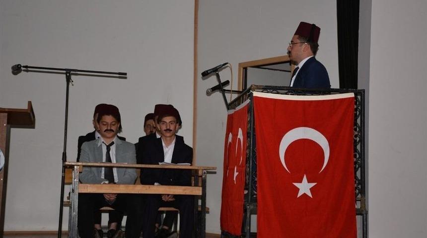 Zile&rsquo;de, İstiklal Marşı&rsquo;nın Kabul&uuml; Kutlandı