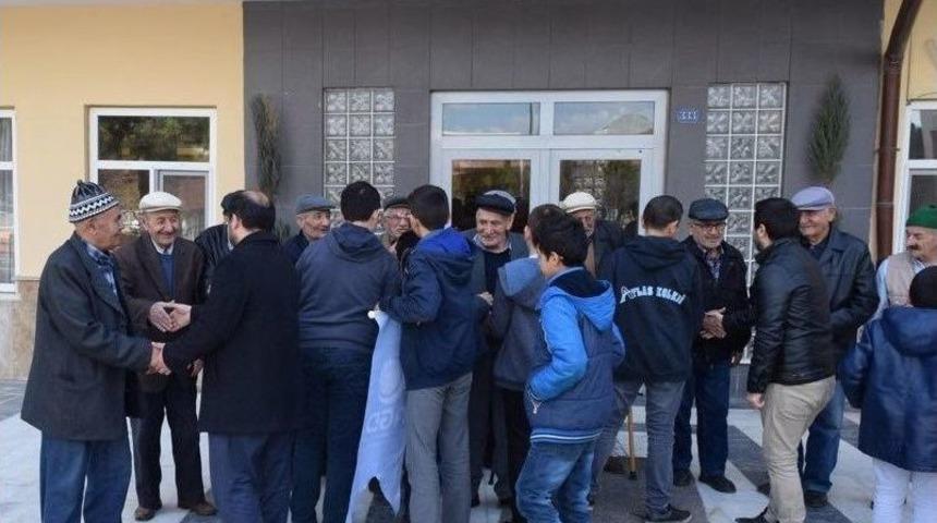 Agd&rsquo;den Huzurevi Ziyareti