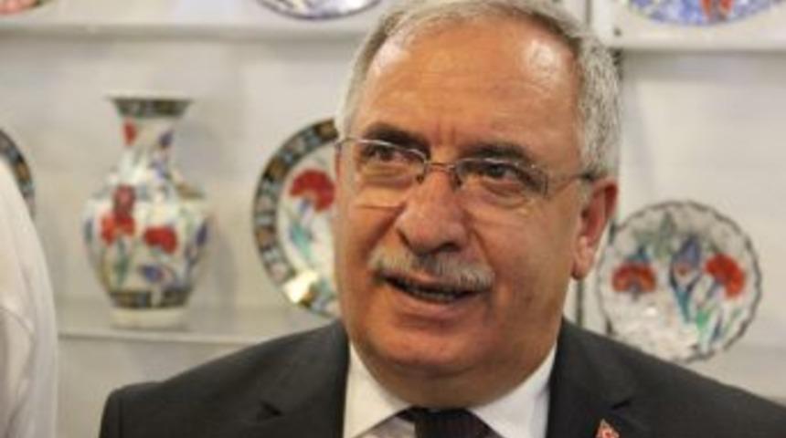 Vali, Basın Mensuplarının Bayramını Kutladı