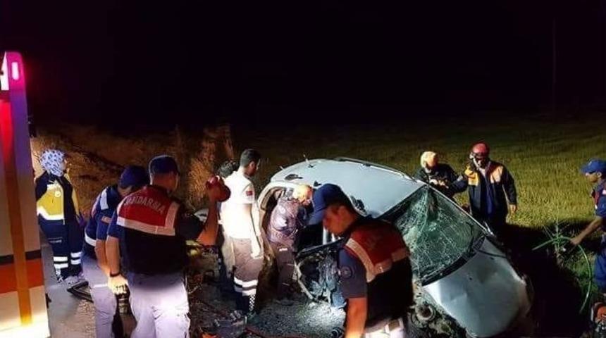 Aslanapa&rsquo;da Trafik Kazası: 2 Yaralı