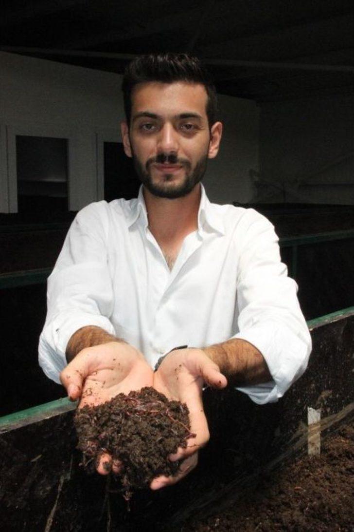 Solucan Sevgisi İş Sahibi Yaptı G5