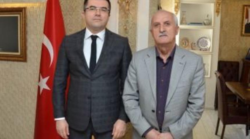 G&uuml;m&uuml;şhane&rsquo;nin Muhtarlarından Zeytin Dalı Harekatına Destek