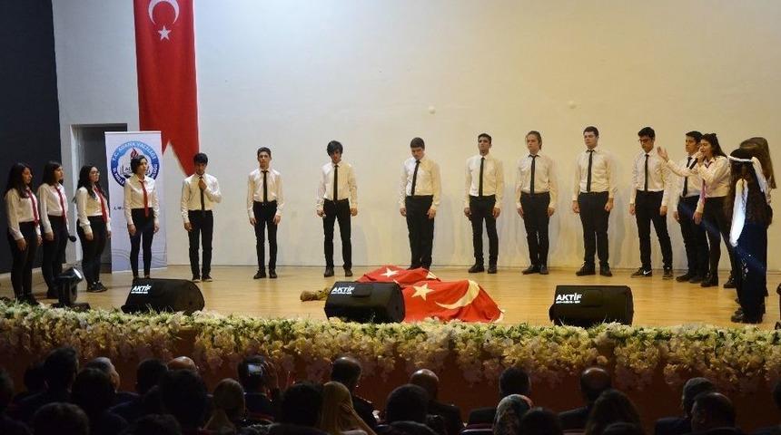 Adana&rsquo;da İstiklal Marşı&rsquo;nın Kabul&uuml; Ve Mehmet Akif Ersoy&rsquo;u Anma G&uuml;n&uuml; Etkinliği