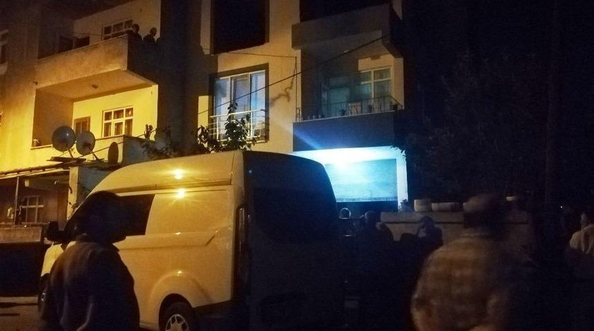 Bir &Ccedil;ocuk Annesi İntihar Etti