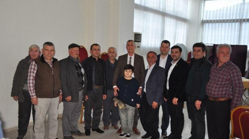 Kırkağa&ccedil; Esnafından &Ouml;z&ccedil;etin&rsquo;e G&uuml;venoyu