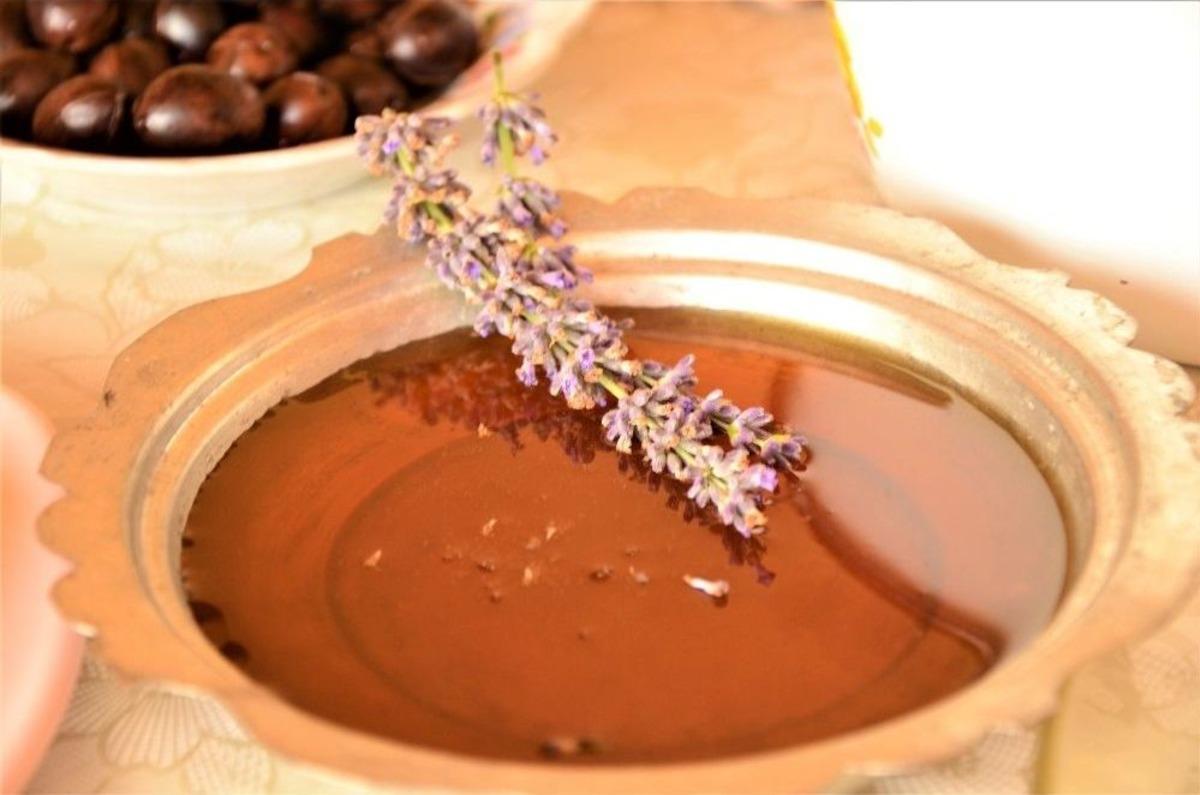 (&ouml;zel Haber) K&ouml;yl&uuml;y&uuml; Lavanta Balı Kurtaracak