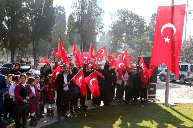 Mehmet Akif Ersoy Kabri Başında Anıldı