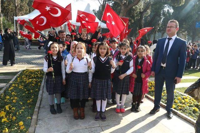 Mehmet Akif Ersoy Kabri Başında Anıldı