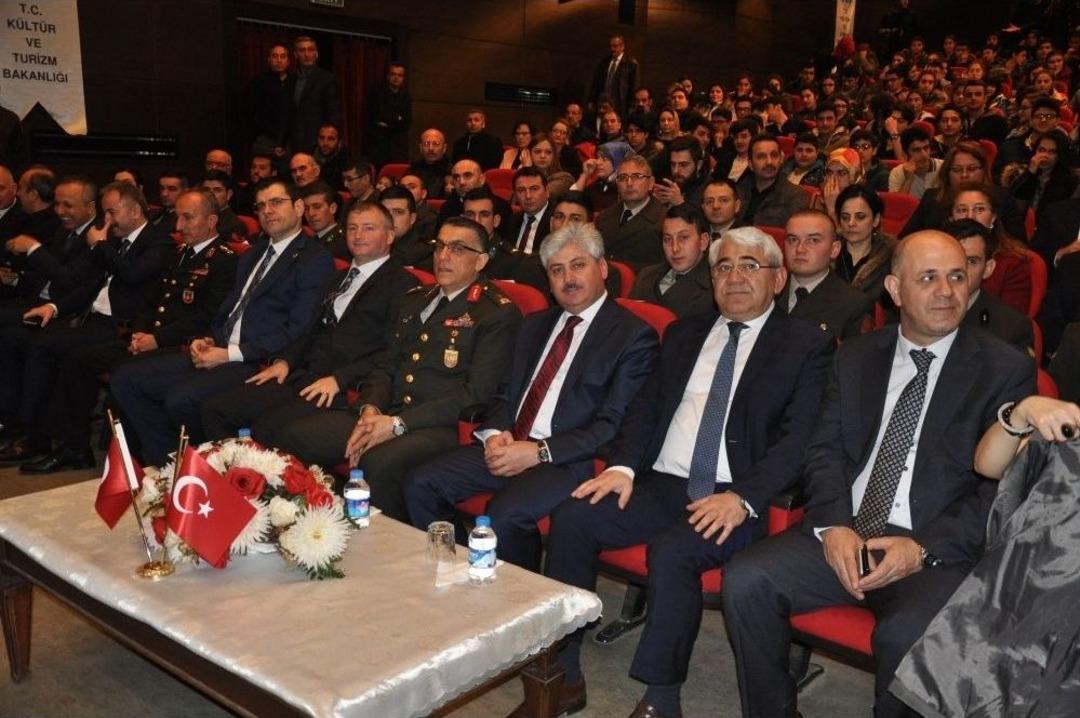 Kars&rsquo;ta 12 Mart İstiklal Marşı&rsquo;nın Kabul&uuml; Ve Mehmet Akif Ersoy&rsquo;u Anma G&uuml;n&uuml;