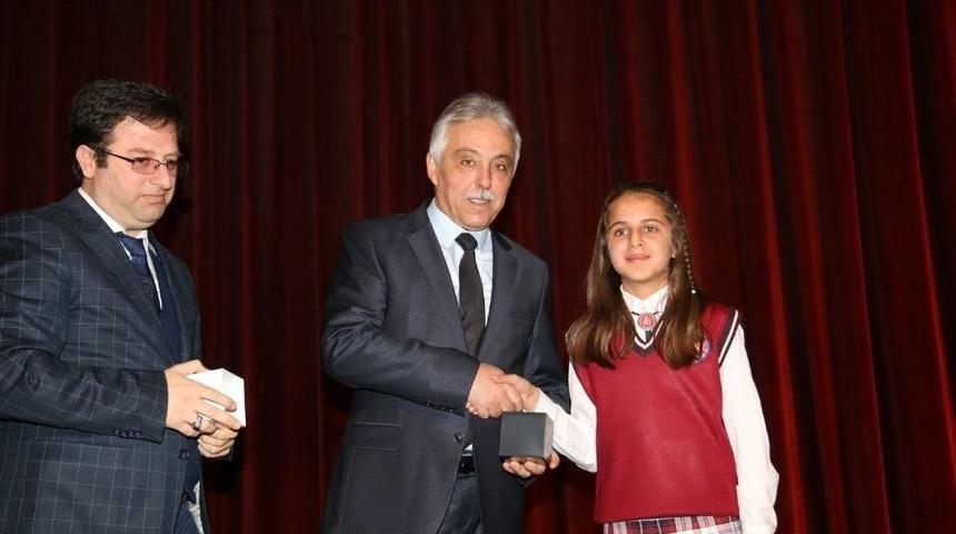 Hakkari&rsquo;de İstiklal Marşı&rsquo;nın Kabul&uuml; Ve Mehmet Akif Ersoy&rsquo;u Anma G&uuml;n&uuml;