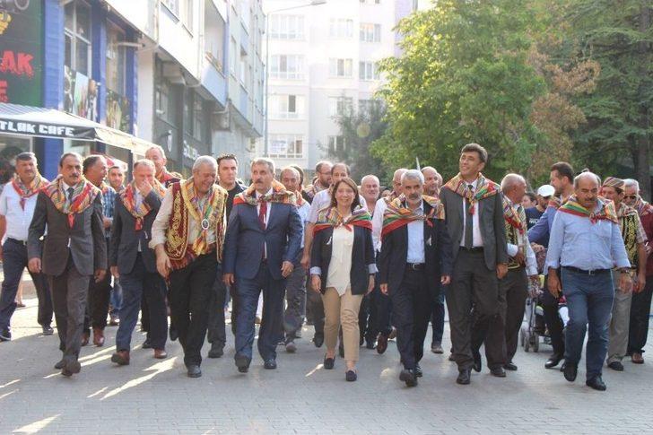 Başkan Destici Yörük Etkinliklerinde Vatandaşlarla Buluştu G4