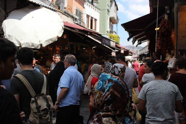 (özel) Eminönü’nde Bayram Alışverişi Yoğunluğu G4