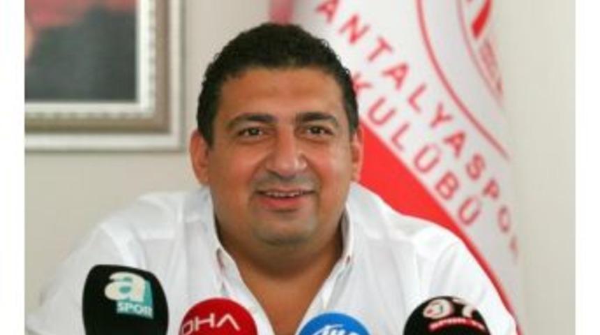 (d&uuml;zeltme) Ali Şafak &Ouml;zt&uuml;rk: &ldquo;antalyaspor, Avrupa&rsquo;da Oynayacak Takım Haline Gelecek&rdquo;