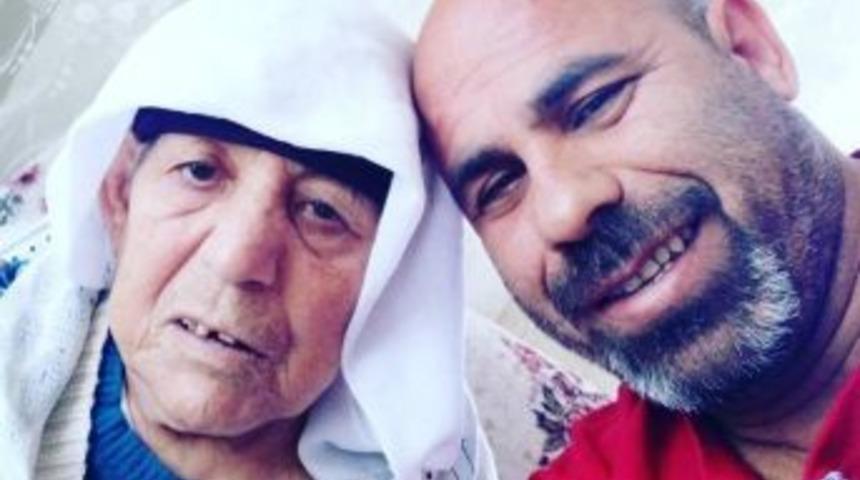 İzmirli Gazetecinin Acı G&uuml;n&uuml;